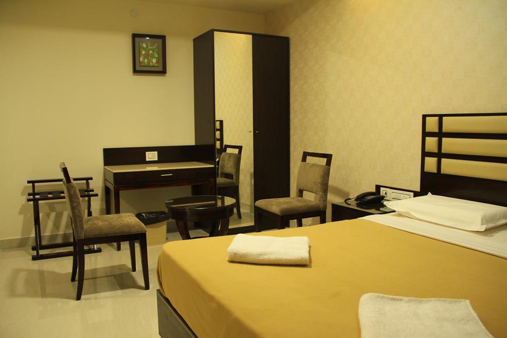Hotel M.P Temples Inn Kumbakonam Quarto foto